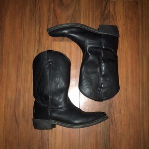 Justin men’s cowboy boots